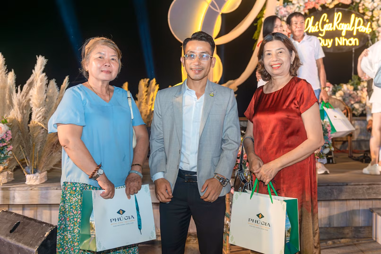 Quà tặng độc quyền cho nhà đầu tư Phú Gia Royal Park